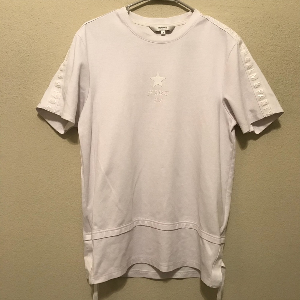 Trendiano white t-shirt -star